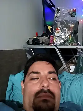 robredoj online show from 12-22-25, 01:02