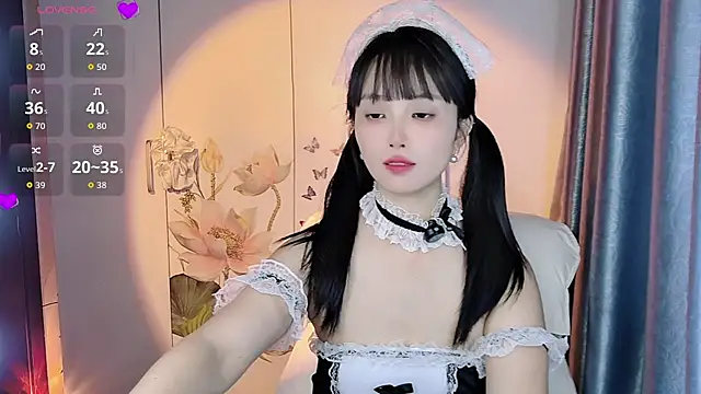Snapshot of Magg1e_ chatting on 08-03-26, 06:34 Magg1e online show from 08-03-26, 06:34