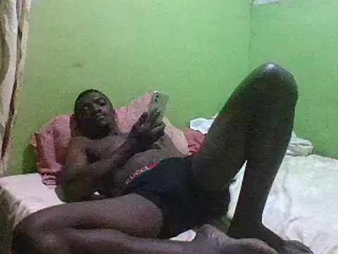 Snapshot of blakkvirus chatting on 12-05-24, 01:03 blakkvirus online show from 12-05-24, 01:03