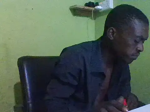 Snapshot of blakkvirus chatting on 03-05-25, 03:40 blakkvirus online show from 03-05-25, 03:40