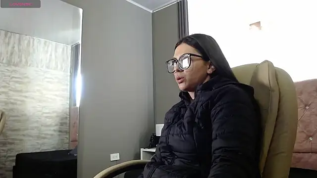 Snapshot of Valeriamoon_3101 chatting on 08-04-26, 01:36 Valeriamoon 3101 online show from 08-04-26, 01:36