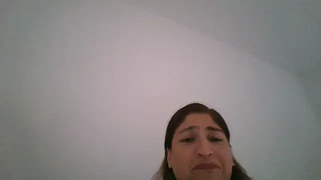 Snapshot of Spicy-Kareena chatting on 08-08-26, 06:43 Spicy-Kareena online show from 08-08-26, 06:43