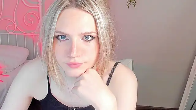 Snapshot of Lexa_Demi chatting on 08-07-26, 05:09 Lexa Demi online show from 08-07-26, 05:09