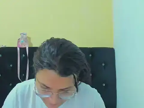 MARILYN GARCIA online show from 12-20-24, 02:27