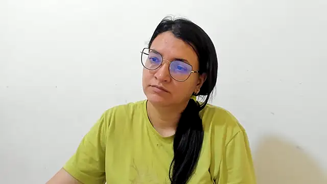 MARILYN GARCIA online show from 11-03-25, 01:45