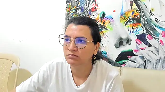 MARILYN GARCIA online show from 03-13-26, 01:40