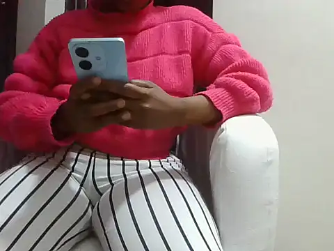 Snapshot of Naughtybadgal22 chatting on 08-06-26, 09:44 Naughtybadgal22 online show from 08-06-26, 09:44
