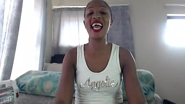 Snapshot of leanna23 chatting on 11-10-25, 09:08 leanna23 online show from 11-10-25, 09:08