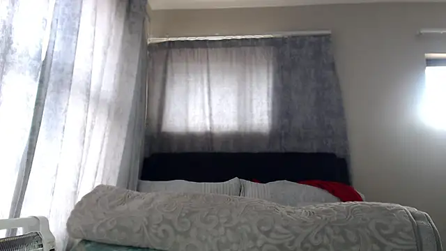 Snapshot of leanna23 chatting on 12-03-25, 10:57 leanna23 online show from 12-03-25, 10:57