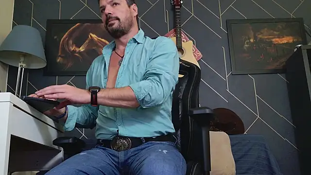 ChrisKox online show from 11-03-25, 02:40