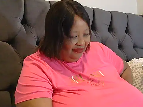 Snapshot of nancy111 chatting on 11-18-25, 02:50 nancy111 online show from 11-18-25, 02:50