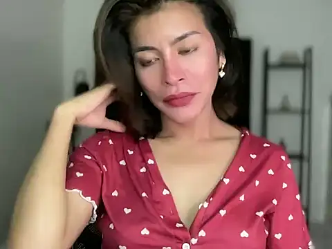 your bianca69 online show from 02-28-25, 03:37