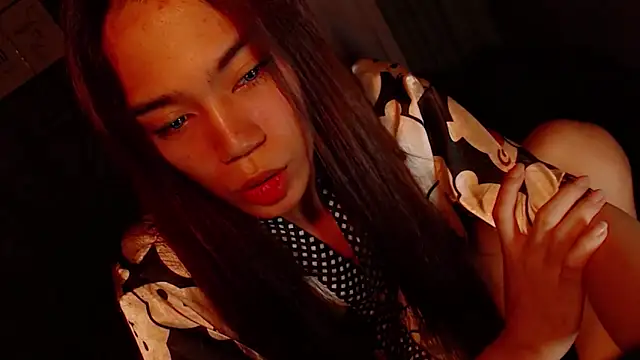 Snapshot of FlexibleYassi chatting on 12-05-25, 09:29 FlexibleYassi online show from 12-05-25, 09:29