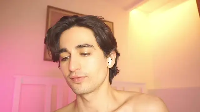 AlanDeNavarre online show from 02-18-25, 12:04