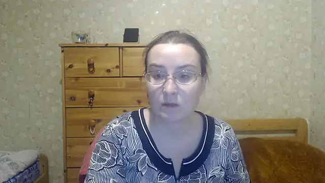 Smart Rose online show from 02-06-25, 02:15