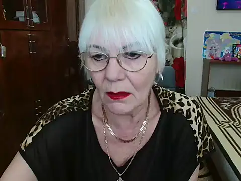 Snapshot of JenaCheim chatting on 12-14-24, 06:24 JenaCheim online show from 12-14-24, 06:24