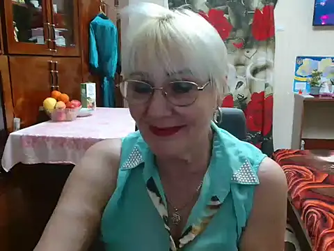 Snapshot of JenaCheim chatting on 01-06-25, 08:39 JenaCheim online show from 01-06-25, 08:39