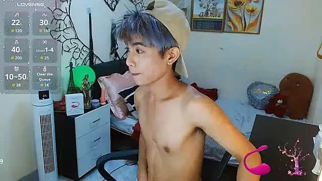 WildestTwink online show from 09-16-25, 03:57