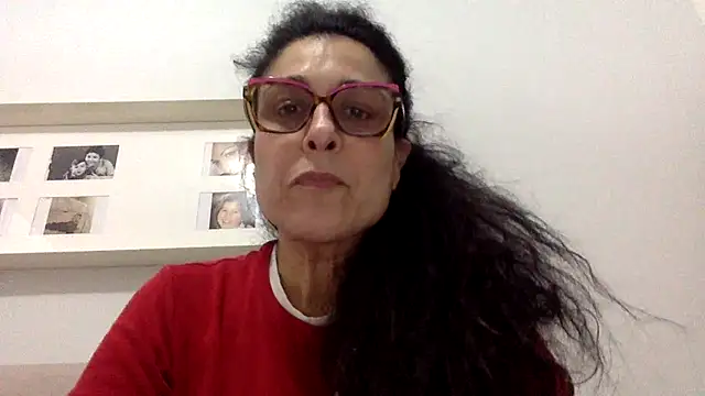 Snapshot of crudeliafrancy chatting on 02-25-26, 03:43 crudeliafrancy online show from 02-25-26, 03:43