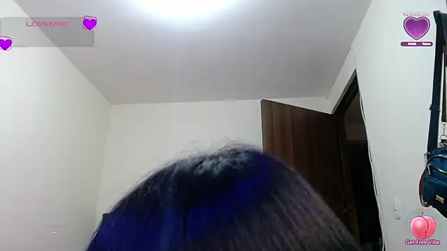 Snapshot of sweetshorexxx chatting on 01-10-25, 12:49 sweetshorexxx online show from 01-10-25, 12:49