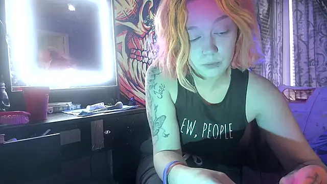 Snapshot of TEXASMARYYYJANE chatting on 09-18-25, 06:10 TEXASMARYYYJANE online show from 09-18-25, 06:10