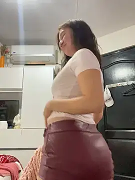 asianmystery203 online show from 12-18-24, 01:15