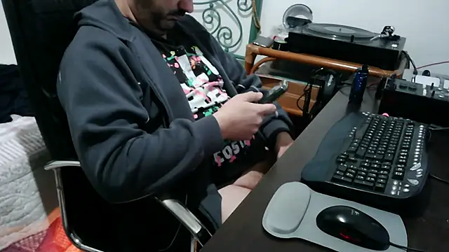 Italian dark desire online show from 11-27-25, 10:01