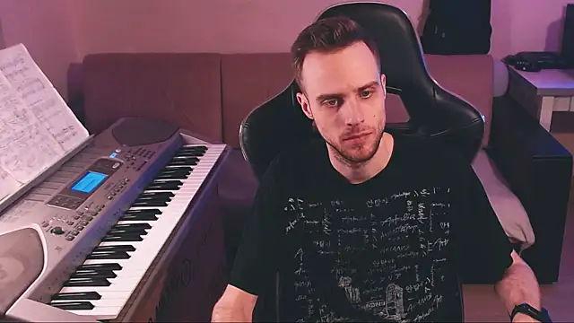 Sweetparker online show from 12-20-25, 08:27