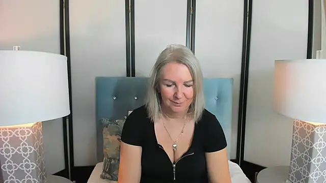 EricaTop online show from 01-15-25, 05:05