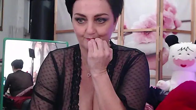 Snapshot of lucillabollente chatting on 11-13-25, 05:45 lucillabollente online show from 11-13-25, 05:45