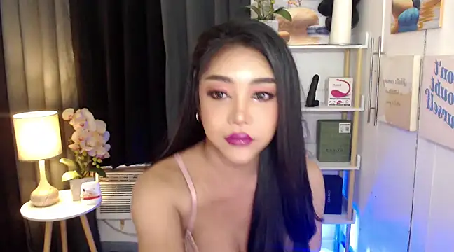 AsianMariaTs online show from 01-15-25, 11:00