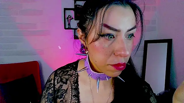 sky girl1 online show from 10-17-25, 02:48