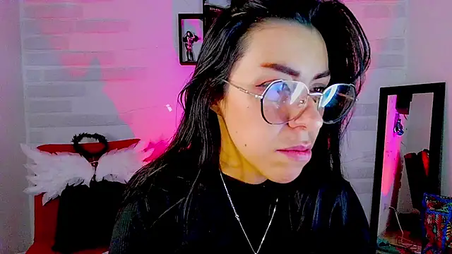 sky girl1 online show from 11-10-25, 03:05