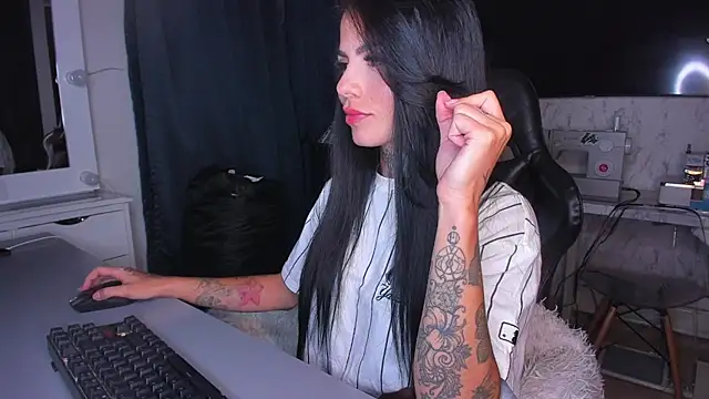 Lisegg  online show from 01-13-25, 06:38