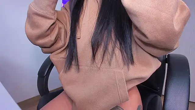 Lisegg  online show from 03-11-25, 06:19