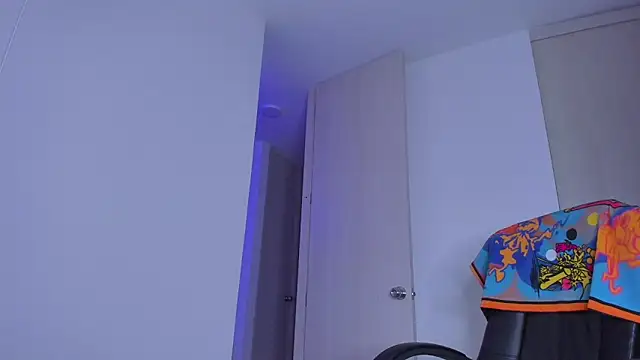 Lisegg  online show from 02-20-26, 02:50