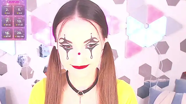 LexiKiss online show from 11-20-25, 11:15