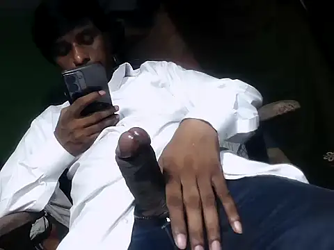 desiboy1101 online show from 09-28-25, 04:40