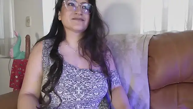 DeesseLuxure online show from 09-17-25, 02:19