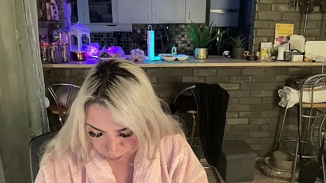 Monageil online show from 02-20-25, 04:25