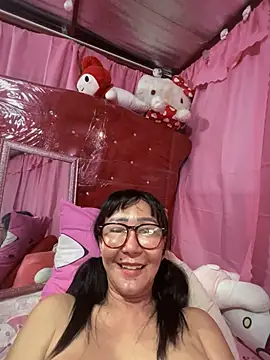 Snapshot of sweetieme chatting on 02-04-25, 09:49 sweetieme online show from 02-04-25, 09:49