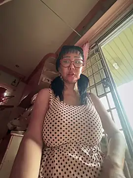 Snapshot of sweetieme chatting on 02-11-25, 05:58 sweetieme online show from 02-11-25, 05:58