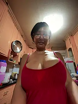 Snapshot of sweetieme chatting on 10-12-25, 11:48 sweetieme online show from 10-12-25, 11:48