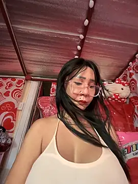 Snapshot of sweetieme chatting on 11-29-25, 02:14 sweetieme online show from 11-29-25, 02:14