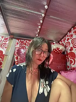 Snapshot of sweetieme chatting on 02-20-26, 10:27 sweetieme online show from 02-20-26, 10:27