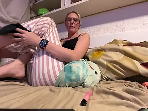 didi-diamond online show from 12-16-24, 07:32