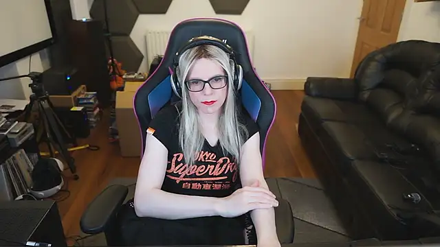 KelseyCobalt online show from 01-31-25, 10:21