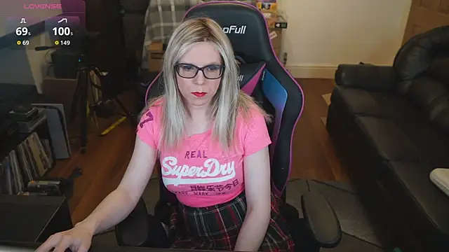 KelseyCobalt online show from 10-27-25, 08:13