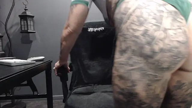 poisonivyx online show from 02-20-26, 01:02