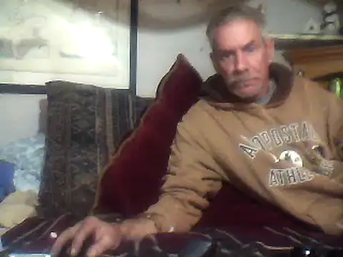 Snapshot of Biknight chatting on 01-15-25, 11:51 Biknight online show from 01-15-25, 11:51